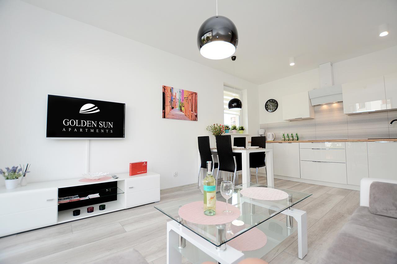 Apartament Magnolia Kolobrzeg Bagian luar foto